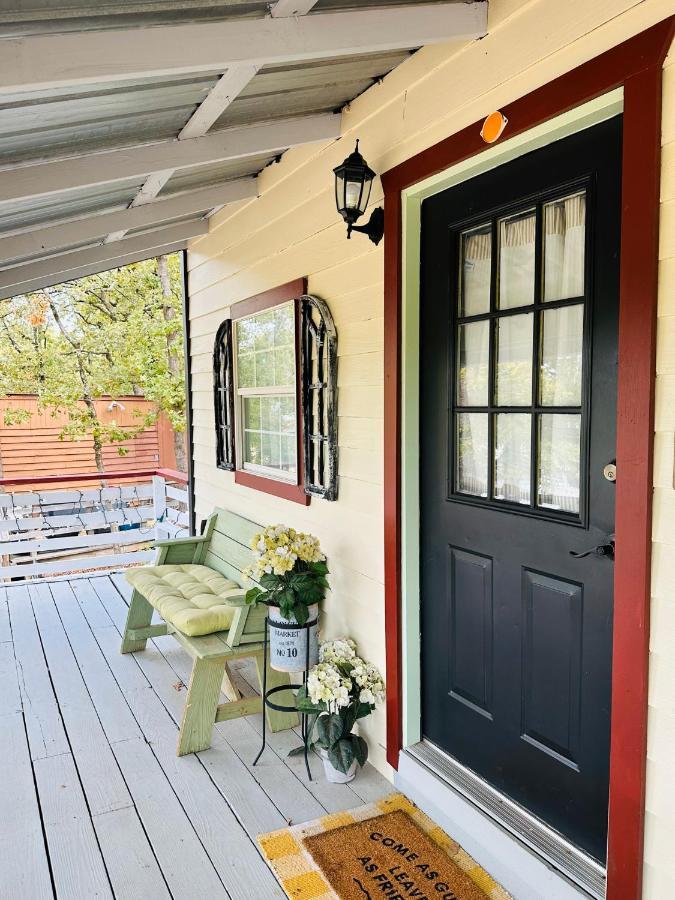 Acorn Hideaways Canton Unwind At Green Gables Suite For Up To 3 Eksteriør bilde